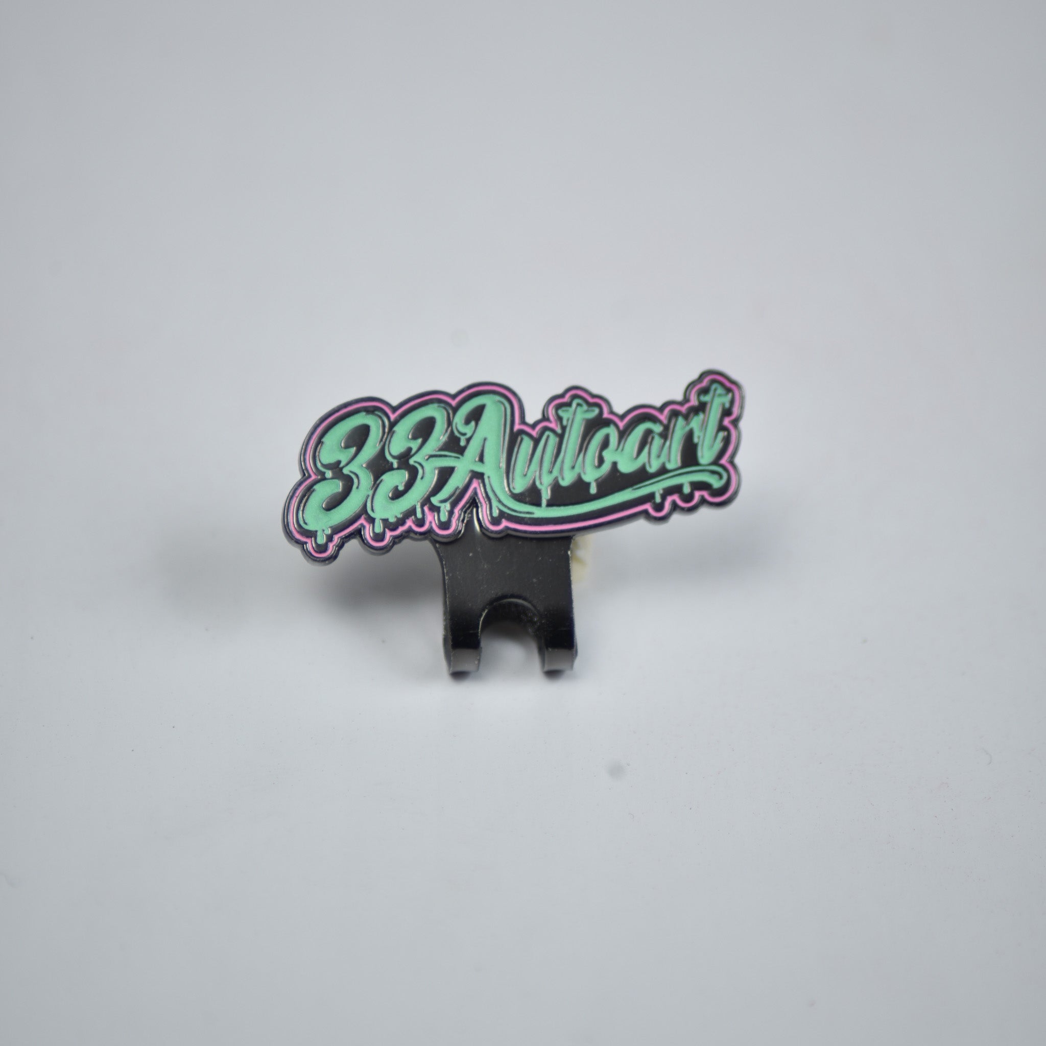 33 Drippy Hat Clip